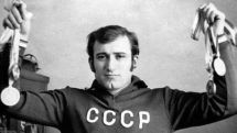 «Ничто не забыто». 40 лет назад пловец Шаварш Карапетян спас 20 человек из упавшего в воду троллейбуса
