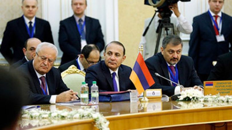 Armenian Prime Minister attends CIS Heads of Government Council meeting