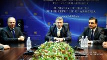 Премьер Армении Карен Карапетян потребовал от нового главы Минздрава обеспечить прозрачное распределение госзаказов