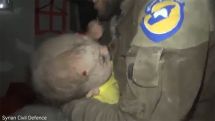 Сирийские спасатели извлекли из-под завалов в Идлибе новорожденную девочку: видео, которое нельзя смотреть без слез