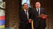 Ըստ ավանդության՝ ավտոմեքենա տարվա լավագույն ուսուցչին