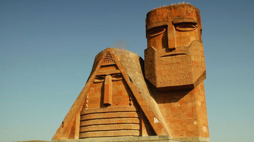«EurActiv.com»: Агрессия и ксенофобия со стороны Азербайджана препятствуют мирному урегулированию карабахского конфликта