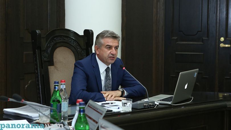 «Օրինակ՝ մայր ու աղջիկ նույն դպրոցում են աշխատում». վարչապետը՝ հնարավոր հովանավորչությունների ու շահերի բախման մասին