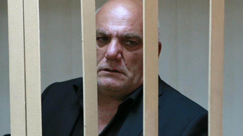 Адвокат опроверг информацию об обвинении в терроризме захватившего банк в Москве предпринимателя Арама Петросяна