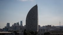 Баку – город «зданий-призраков». Известный российский фотоблогер о пустующих новостройках столицы Азербайджана