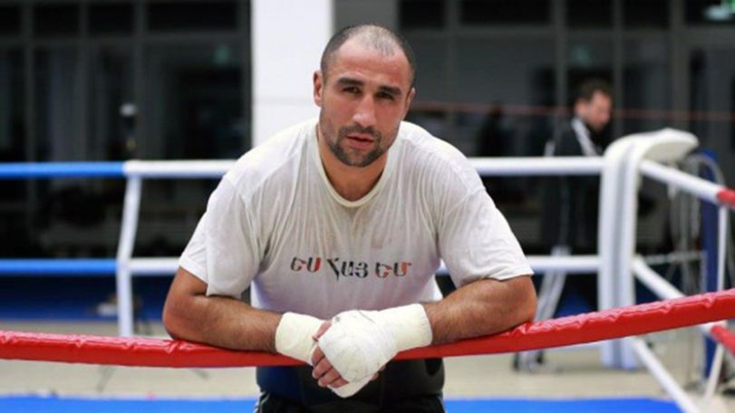 Arthur Abraham sustained elbow injury