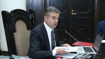 Премьер Армении: Необходимо ужесточить контроль над продажей сигарет и алкоголя лицам, не достигшим 18 лет