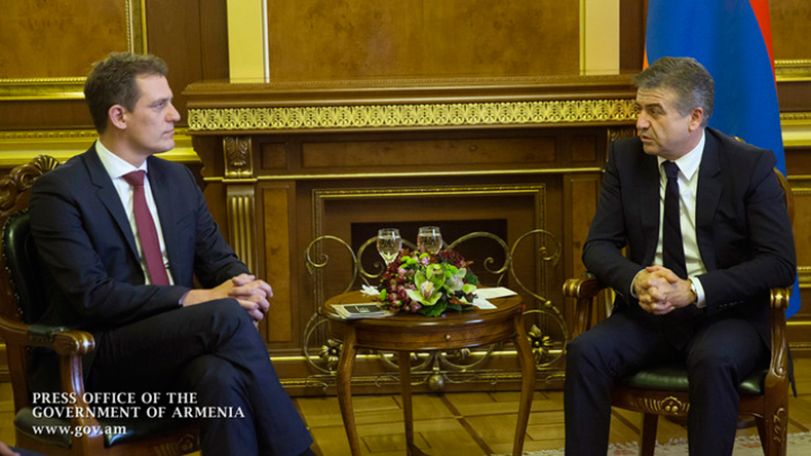 Премьер Карен Карапетян: Статслужба Армении должна быть максимально объективной и независимой