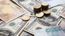 Стоимость нефти в понедельник снижается на данных о добыче ОПЕК и других факторах