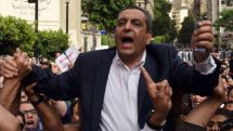 Egypt jails journalists' union chief, two others for 2 years