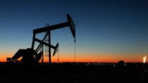 Стоимость нефти снижается в ожидании встречи ОПЕК в Вене