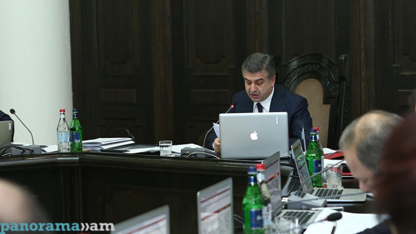 Премьер Армении: Число офисов по реализации программ нужно сократить вдвое