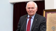 Lacking natural resources, Armenia advances by virtue of its talented people, Leonid Roshal says