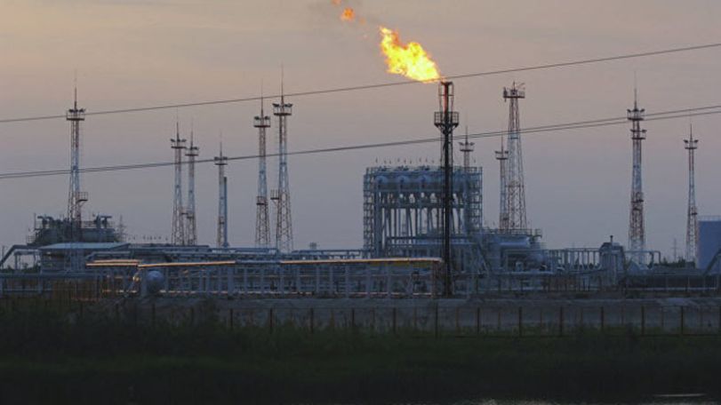 Мировые цены на нефть в пятницу перешли к росту
