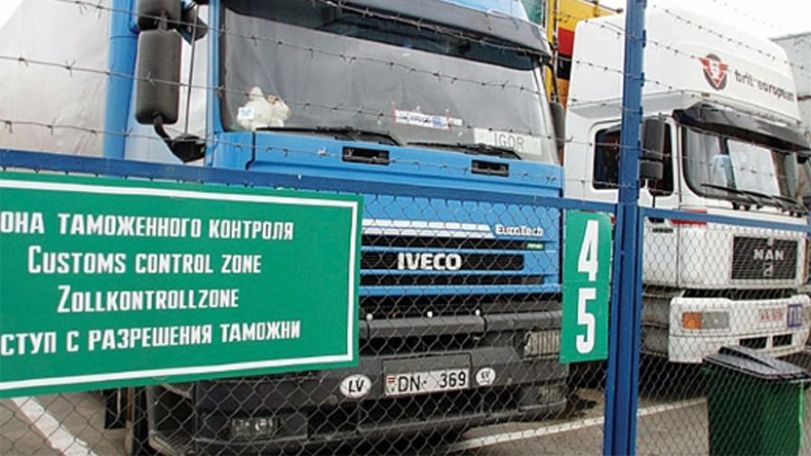 В Беларуси таможенники пресекли нелегальный ввоз в ЕАЭС 20 тонн фруктов и овощей