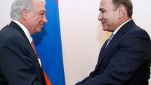 Armenian PM meets with Mario Mazzola