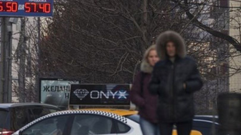 Russian capital Moscow shrouded in noxious gas