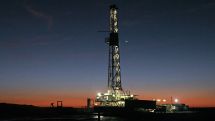 Мировые цены на нефть снижаются в первый день рабочей недели