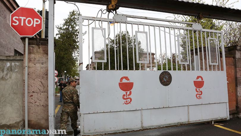 Արցախից Երևան տեղափոխված 2 զինծառայողի վիճակն այս պահին ծայրահեղ ծանր է