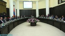 Премьер Карен Карапетян выяснил, что же все-таки мешало гражданам Армении лететь прямыми рейсами в Канаду и Сингапур