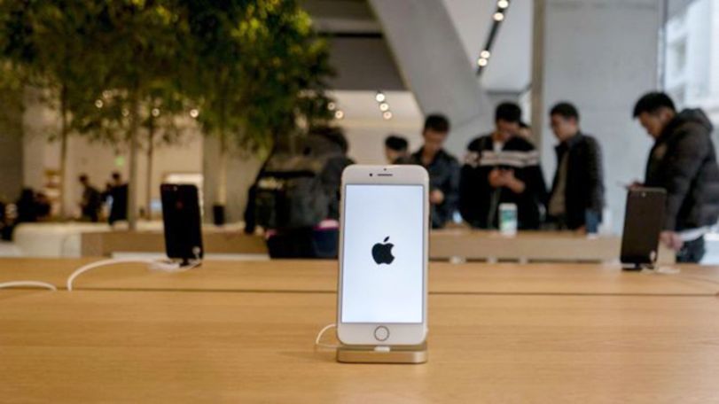 Apple отчиталась о рекордной за всю свою историю квартальной выручке