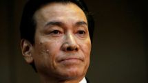 Глава японской компании Toshiba уходит в отставку из-за многомиллиардных убытков