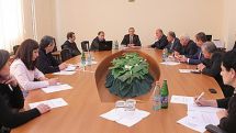 Parliamentary committee endorses draft budget for 2015 