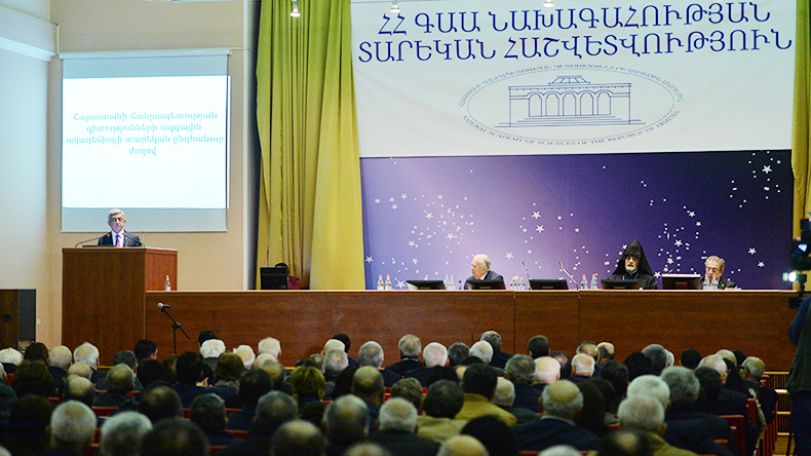Президент Армении Серж Саргсян: Никто не получает удовольствия от критики, за исключением, пожалуй, мазохистов