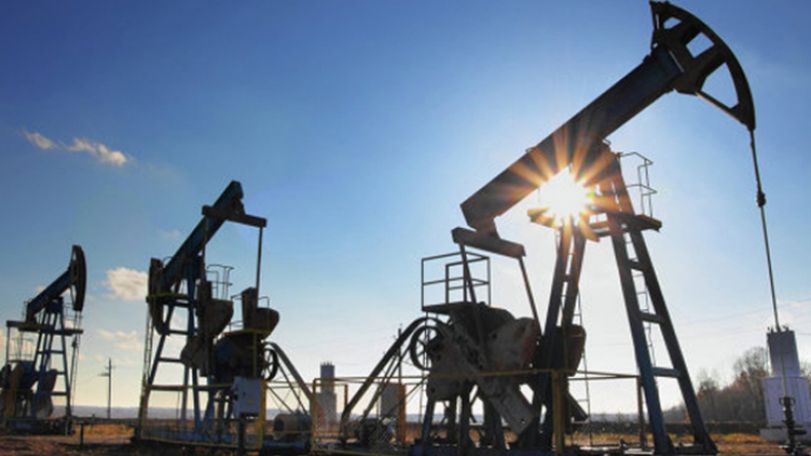 Мировые цены на нефть растут во вторник в рамках коррекции