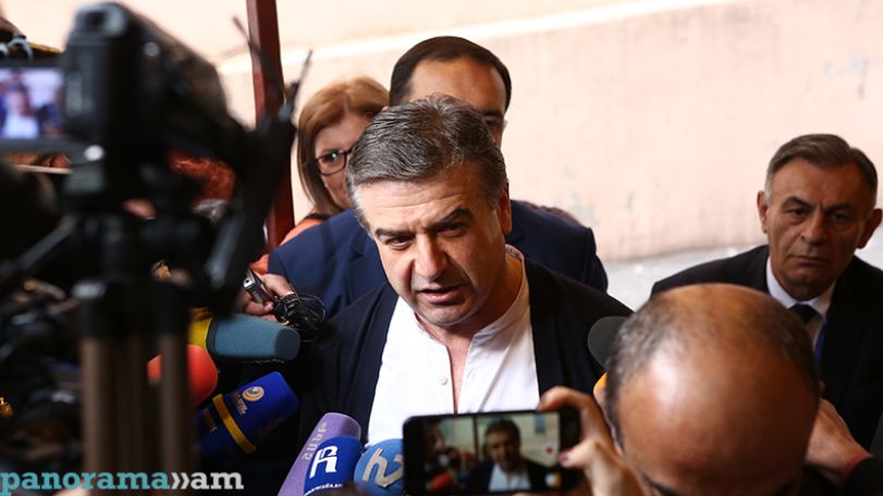 Премьер Армении Карен Карапетян опроверг слухи о напряженных отношениях с главой Минобороны Вигеном Саркисяном