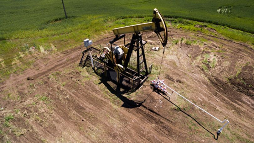 Цена нефти снижается в среду утром