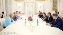 Премьер Армении Карен Карапетян и посол США обсудили вопросы расширения сотрудничества в сферах энергетики и туризма