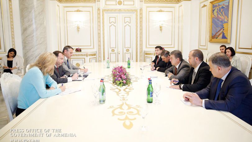 Armenia’s PM receives U.S. Ambassador to Armenia