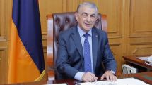 Ваше искусство объединяет страны и народы: спикер парламента Армении Ара Баблоян поздравил Шарля Азнавура с днем рождения