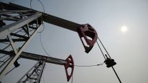 Мировые цены на нефть снижаются во вторник