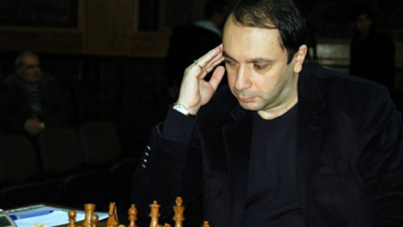 Армянский гроссмейстер Арташес Минасян среди лидеров на чемпионате Европы