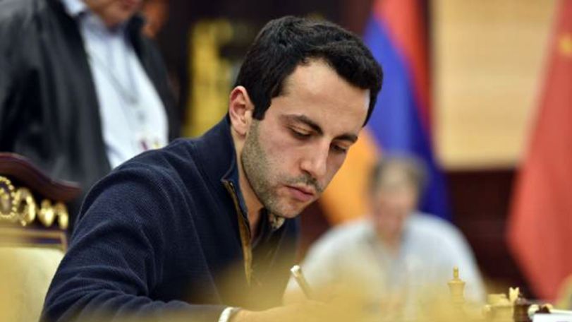 Armenia’s Hrant Melkumyan continues to be among leaders at European Chess Championship