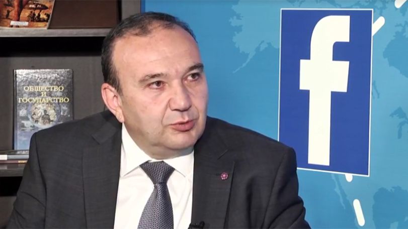 Բոլոր կուրսայիններն ու ռեֆերատները պետք է տեղափոխվեն էլեկտրոնային հարթակ. Լևոն Մկրտչյան