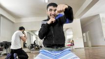 Чемпионат Европы: Армянский боксер Карен Тонаканян вышел в четвертьфинал