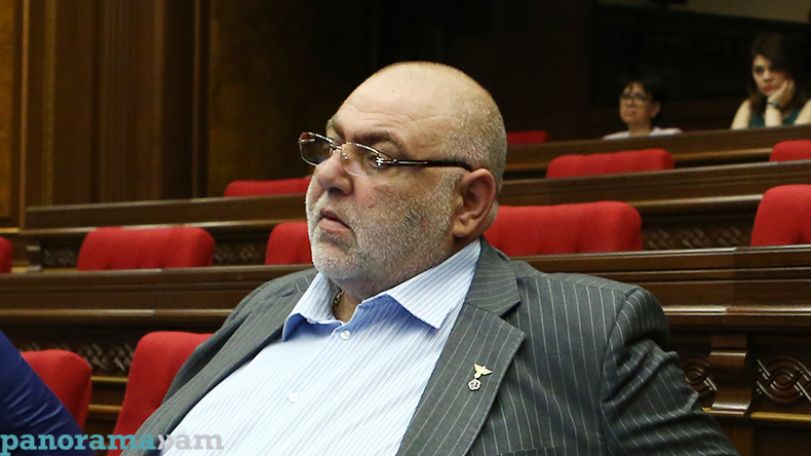 «Град похлеще турок»: депутат НС Армении Сейран Сароян потребовал ответа от премьера К. Карапетяна и главы Минсельхоза