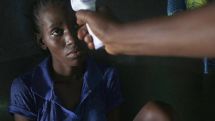 Ebola outbreak: Fewer burials, fewer new cases in Liberia, the WHO says