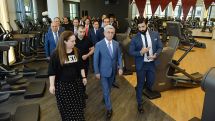 Президент Армении Серж Саргсян присутствовал на  церемонии открытия спортивного клуба «Рибок»