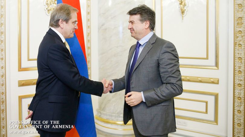 Карен Карапетян и Дмитрий Панкин обсудили перспективы развития сотрудничества Армении и Евразийского банка развития