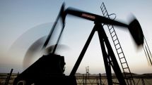 Мировые цены на нефть растут в среду утром