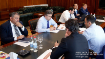 PM Karapetyan holds consultation on economic management system improvement