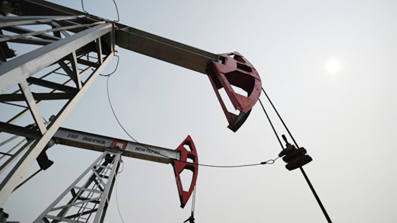 Мировые цены на нефть снижаются в среду утром