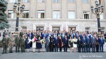 Karabakh President grants awards on 26th anniversary of the NKR proclamation