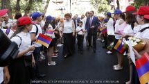 Тарон Маргарян: Мэрия Еревана оказывает всяческую поддержку в вопросе ремонта школ и детсадов, и уже есть конкретные успехи
