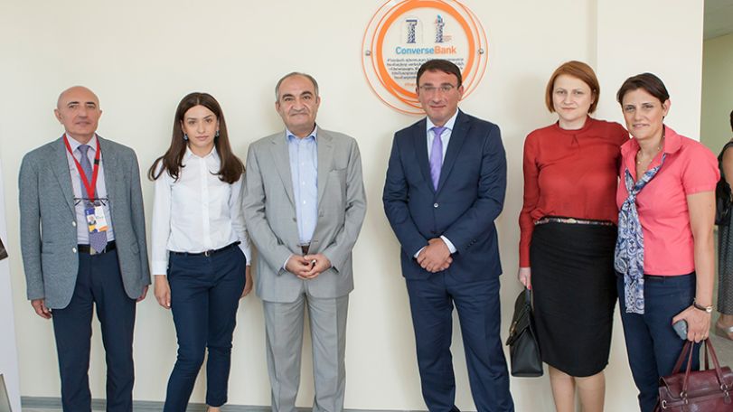 Կոնվերս Բանկը «Շիրակացու ճեմարան»-ում բնական գիտությունների լաբորատոր համալիր է բացել