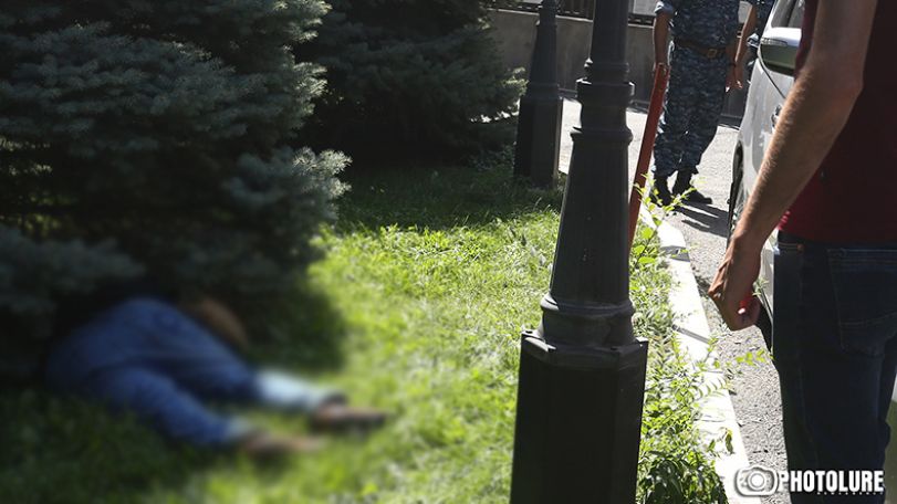 One killed, another injured in a shootout in downtown Yerevan